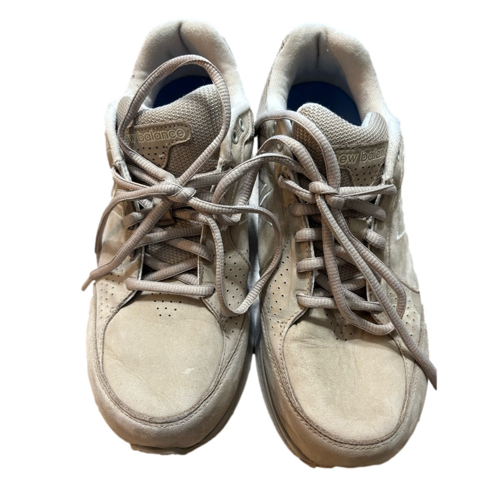 New Balance suede and mesh uppers, walking shoes size 8